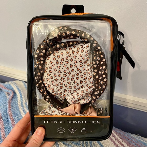 French Connection Hairband, face‎ masks and scrunchies set Floral cottage core - Picture 2 of 10